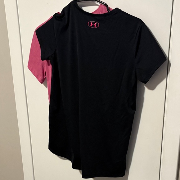 Under Armour BUNDLE Kids' Black and Pink Logo Tee - Picture 2 of 4